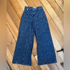 Social Tourist Ultra High Rise Baggy Jeans Size 7R/28